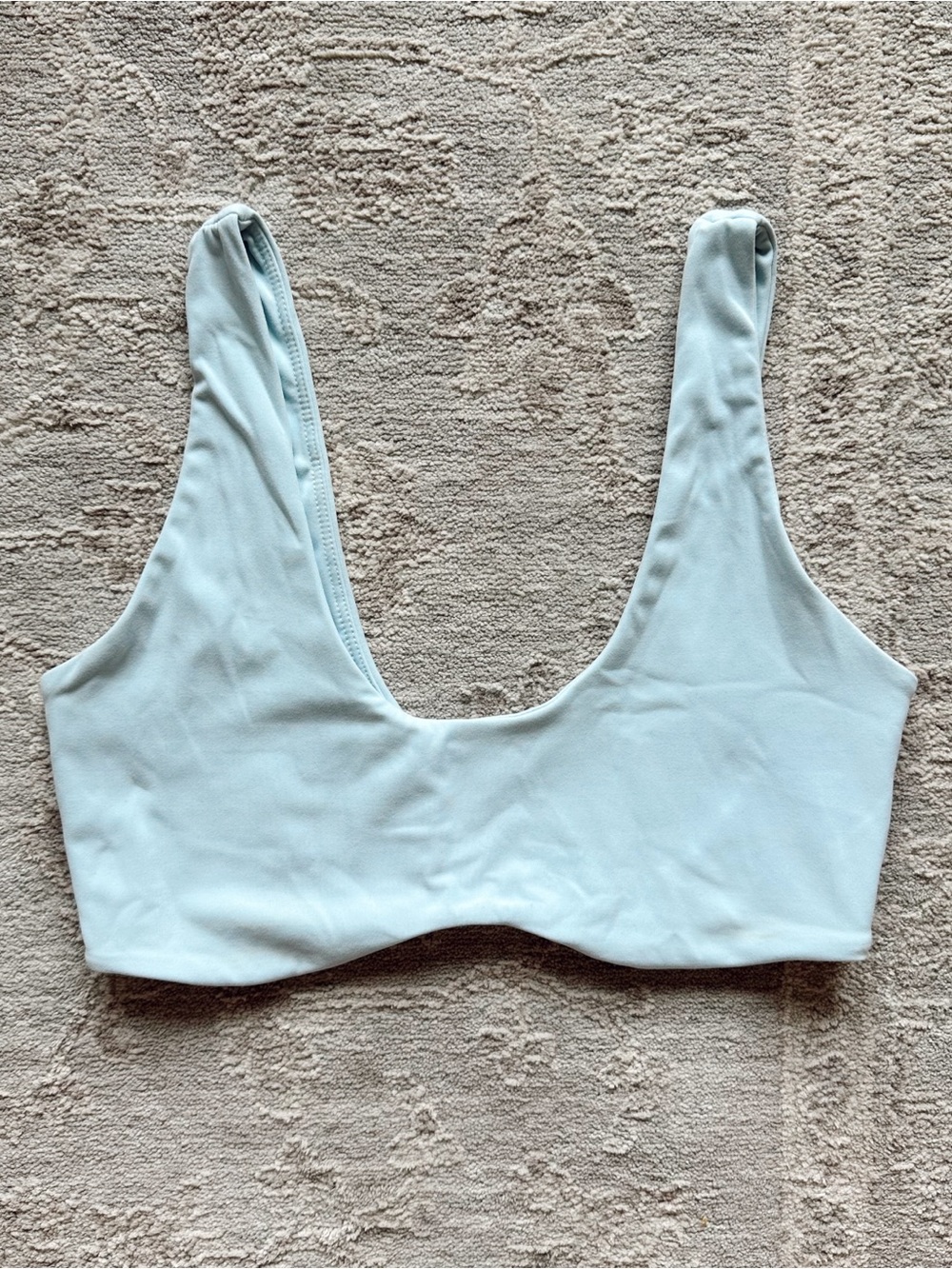 Kamo Fitness Featherlite Cleo Scoop Neck Wireless Athletic Sports Bra Light Blue